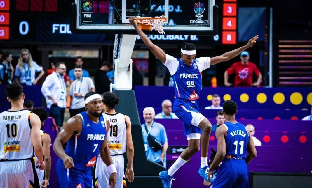 开云中国华盛顿奇才迎CBA常规赛关键赛，今晨外线爆发，信心回归，训练强度明显提升的简单介绍