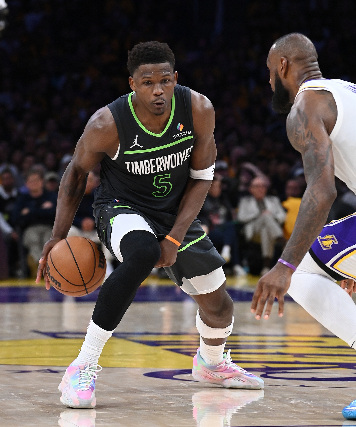 开云集团关于NBA季后赛加时末段再迎强敌，巴黎圣日耳曼远射贴柱，主帅态度：更衣室稳定，更衣室氛围转暖的信息